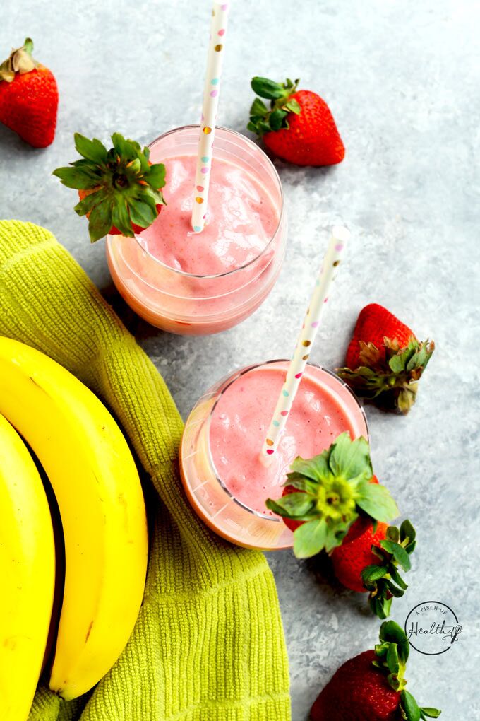 Strawberry Banana Smoothie - 5 Minutes - Pinch Me Good