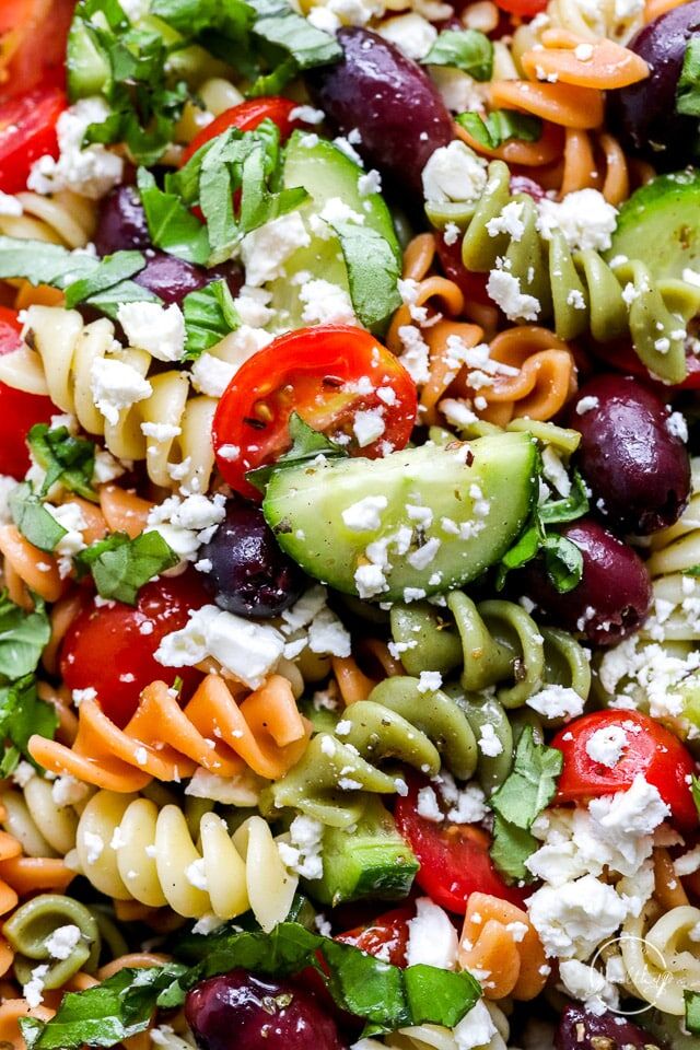 The Best Easy Pasta Salad Recipe - Pinch of Yum