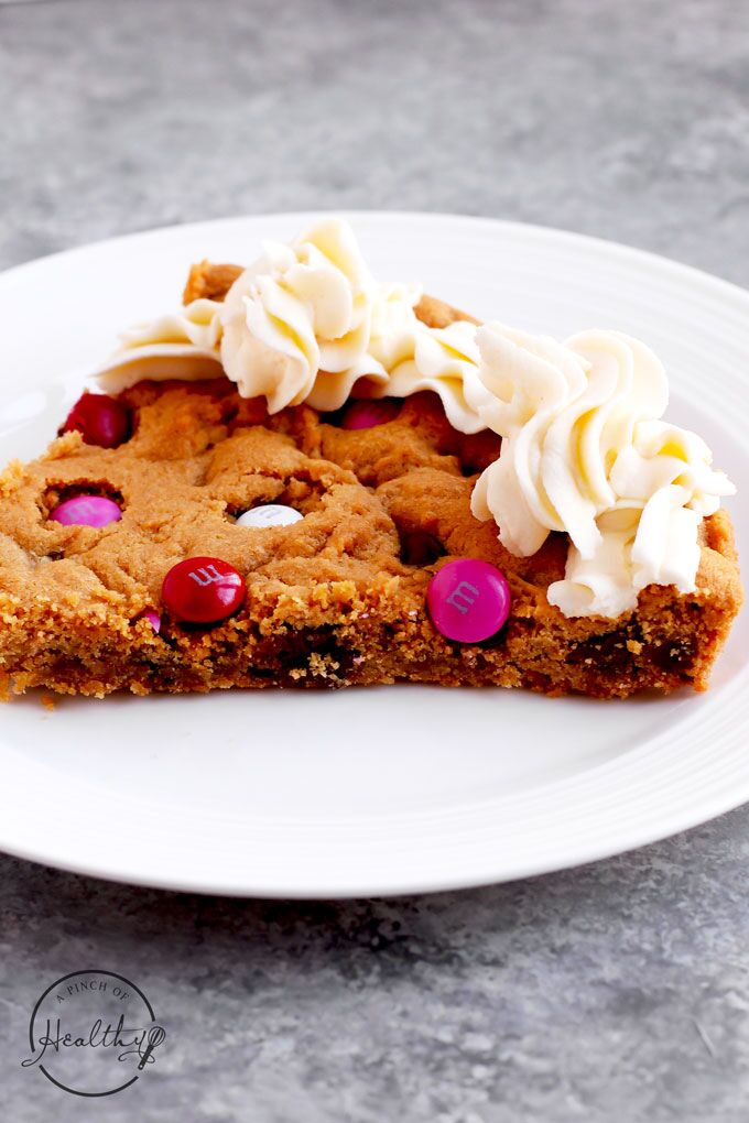 Chocolate Chip Cookie Cake - I Heart Eating