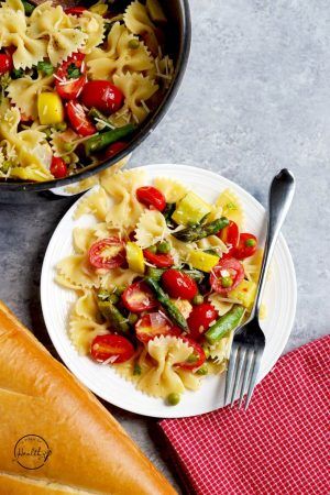 Pasta Primavera (quick recipe) - A Pinch of Healthy