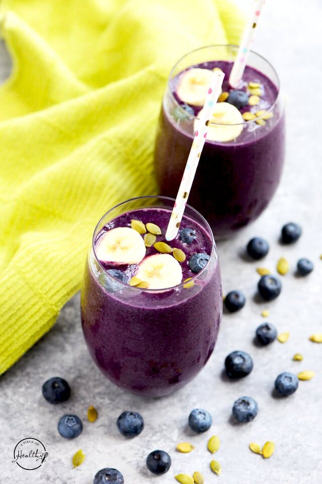 https://cdn-abioh.nitrocdn.com/iRwsMXPEdaMSNBlSqLBkXmjSJwoqRrps/assets/images/optimized/rev-01bf621/www.apinchofhealthy.com/wp-content/uploads/2018/08/Blueberry-smoothie-main.jpg