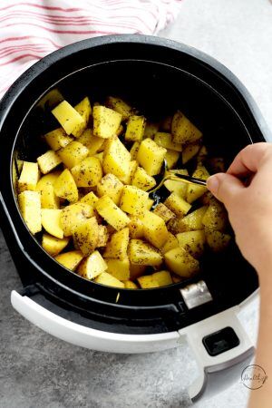 Air Fryer Roasted Potatoes (with garlic and herbs) - A Pinch of Healthy