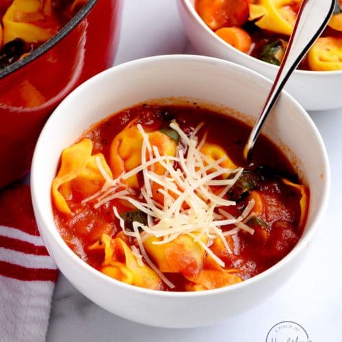 Tortellini Soup (vegetarian, with spinach and tomato) - A Pinch of Healthy