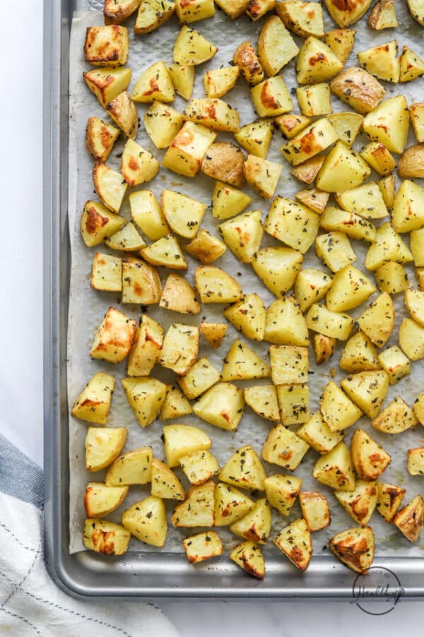 Oven Roasted Potatoes - A Pinch of Healthy