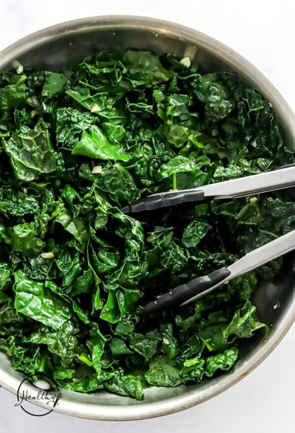 Saut Ed Kale A Pinch Of Healthy   Kale Cooking In Pan 2 2 600x882 