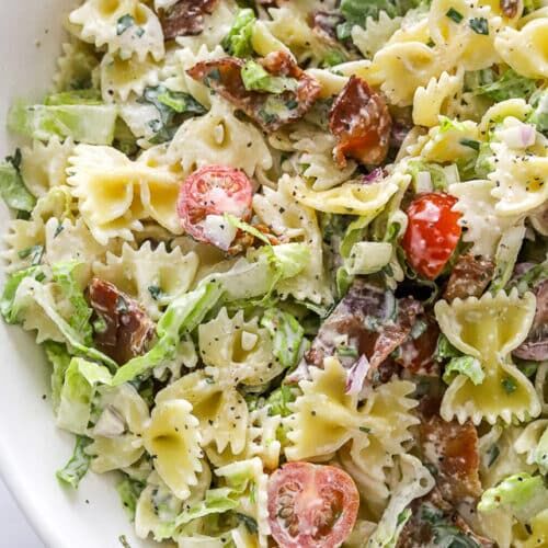 Best BLT Pasta Salad (great for potlucks and pool parties) - A Pinch of ...